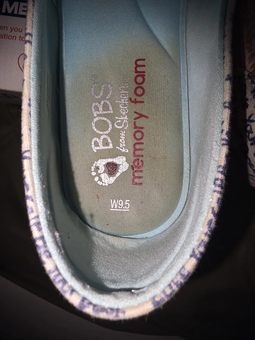 Memory Foam Toms  Slip-On Canvas Shoes in Multi-Color Script Print